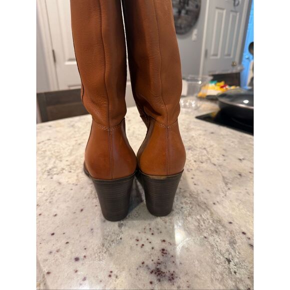 Lucky Brand Ebbie Tan Leather Heeled Boot sz 12 EUC - Picture 9 of 13